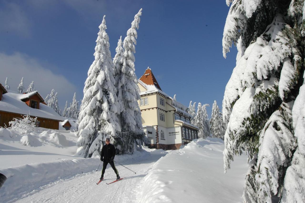 Hotel Und Berggasthof Spiessberghaus Friedrichroda Exterior foto
