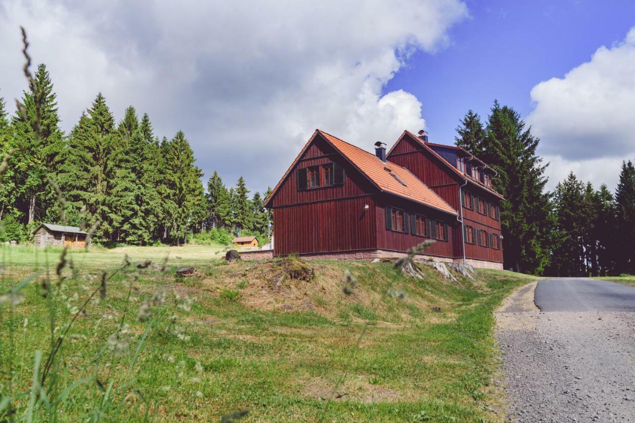 Hotel Und Berggasthof Spiessberghaus Friedrichroda Exterior foto